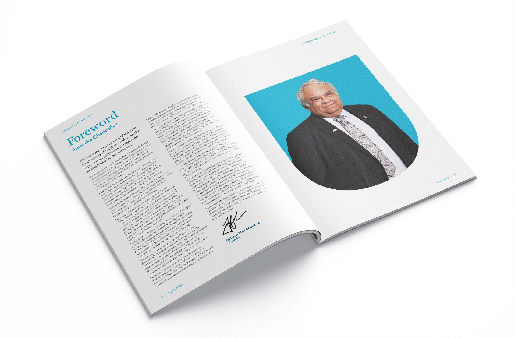 UC Monitor Magazine Mockup